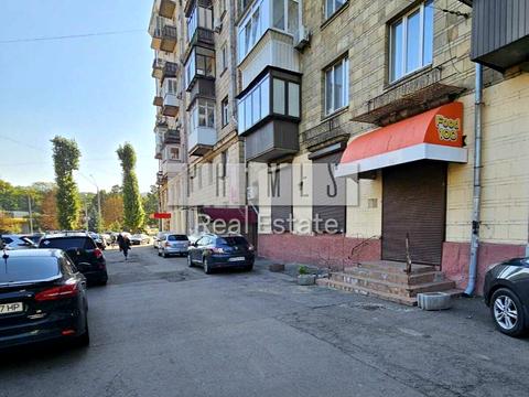 комерційна за адресою Авіаконструктора Антонова вул., 3