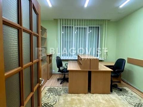 коммерческая по адресу Анны Ахматовой ул., 13