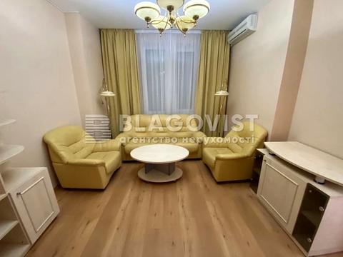 коммерческая по адресу Анны Ахматовой ул., 13