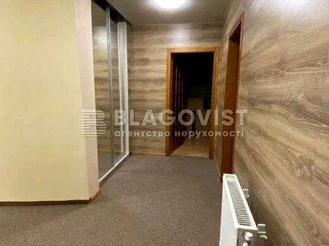 коммерческая по адресу Анны Ахматовой ул., 13