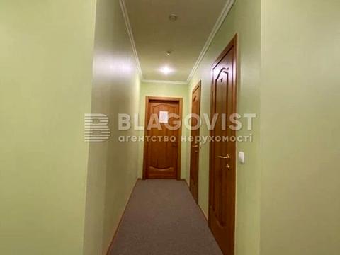 коммерческая по адресу Анны Ахматовой ул., 13