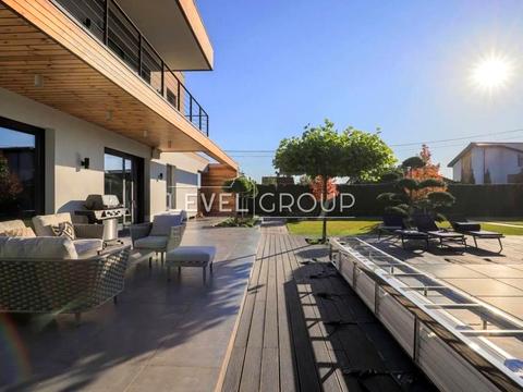 будинок за адресою Горіхова