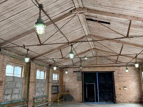 комерційна за адресою Калнишевського вул., 2