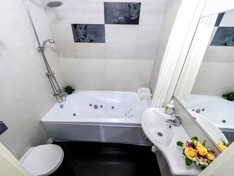 квартира за адресою Шота Руставелі вул., 44