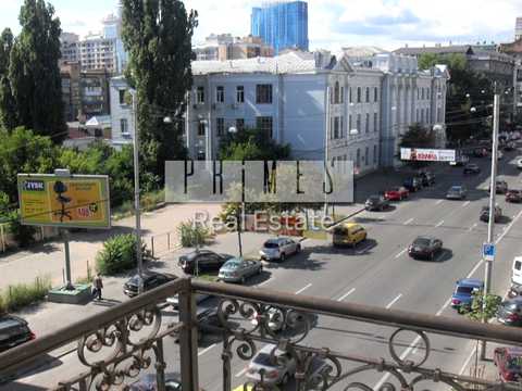 комерційна за адресою Київ, Саксаганського вул., 52