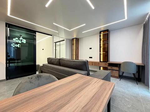 квартира за адресою Романа Левицького вул., 4