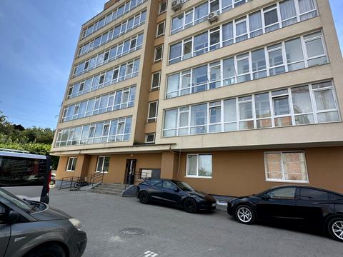 квартира за адресою Володимира Великого вул., 5-Б