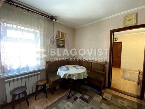 дом по адресу Івана Богуна ул. (Маршала Будьонного), 13
