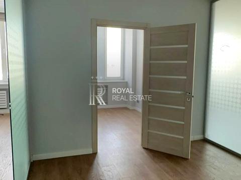 комерційна за адресою Київ, Лєскова вул., 9