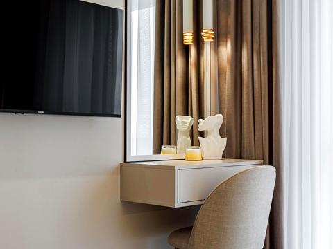 квартира за адресою Михайла Максимовича вул. (Онуфрія Трутенка), 26-Д