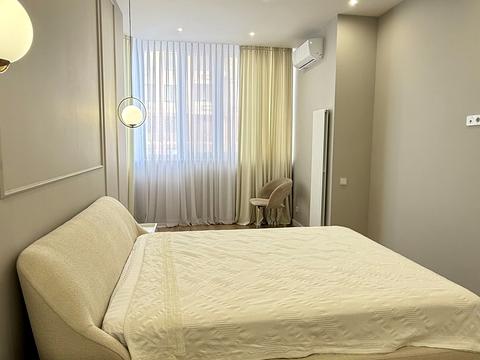 квартира за адресою Одеса, Добровольців вул. (Маршала Говорова), 8