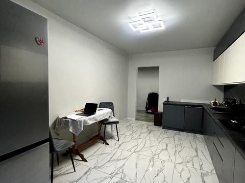 квартира за адресою Олександра Довженка вул., 37