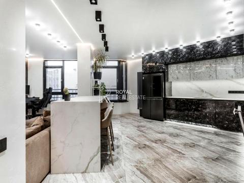 квартира за адресою Тадея Рильського бульв., 1