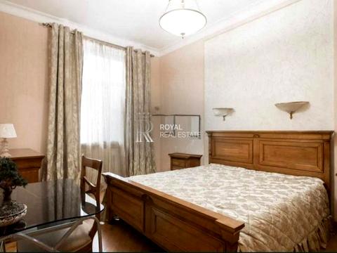 квартира за адресою Банкова вул., 1/10