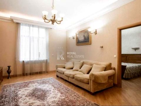 квартира за адресою Банкова вул., 1/10