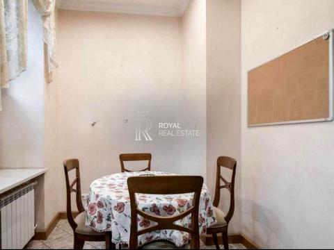 квартира за адресою Банкова вул., 1/10