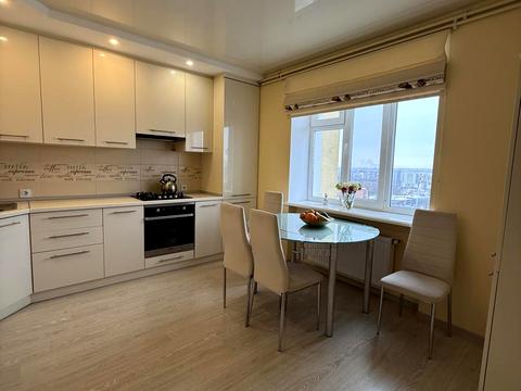 квартира за адресою Свободи вул., 14/1