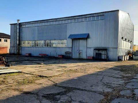 комерційна за адресою Металургів вул., 19