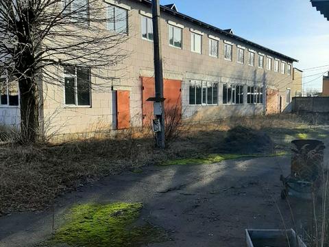 комерційна за адресою Металургів вул., 19