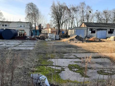 комерційна за адресою Металургів вул., 19