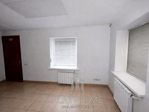 комерційна за адресою Нижньоюрківська вул., 39А