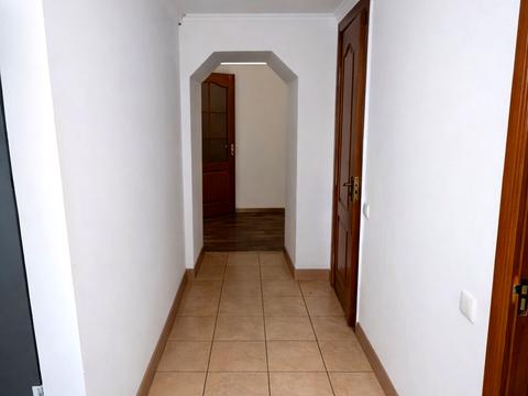 комерційна за адресою Нижньоюрківська вул., 39А