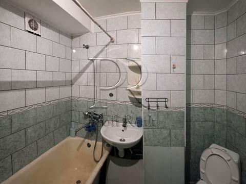 квартира за адресою Братиславська вул., 18-Б