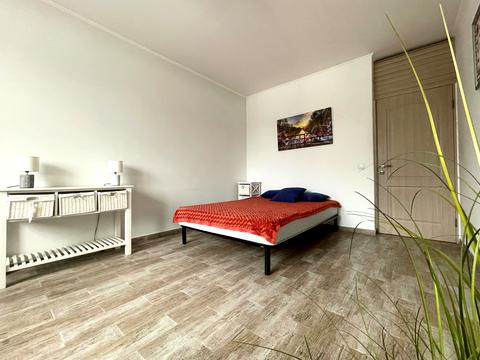 квартира за адресою Кленова вул., 45-А