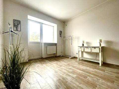 квартира за адресою Кленова вул., 45-А