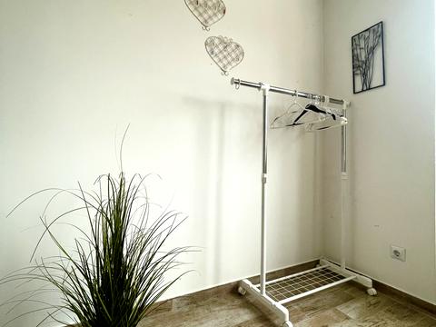 квартира за адресою Кленова вул., 45-А