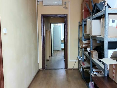 комерційна за адресою Городоцька вул., 107
