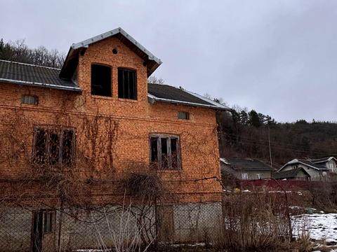 дом по адресу Хмельницького, 37