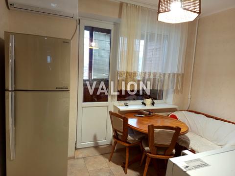 квартира за адресою Зої Гайдай вул., 7-А