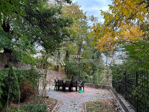 будинок за адресою Менделєєва вул., 65