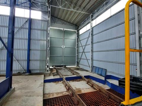 комерційна за адресою Заводська, 15