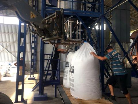 комерційна за адресою Заводська, 15