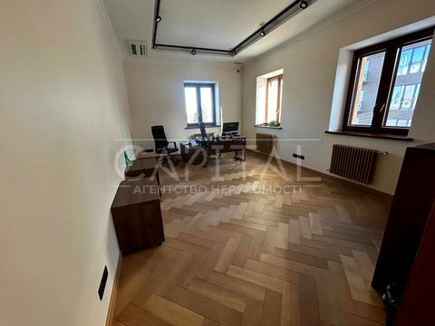 коммерческая по адресу Ломаковская ул. (Мичурина), 45