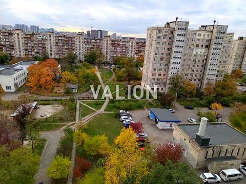 квартира за адресою Зої Гайдай вул., 7-А