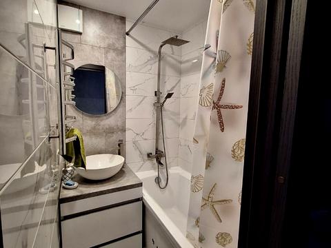 квартира за адресою Ахсарова вул., 17