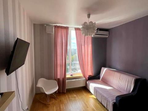 квартира за адресою Соборності просп. (Возз'єднання), 17 к2