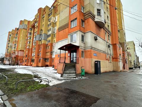 комерційна за адресою Героїв Харкова просп. (Московський), 64а