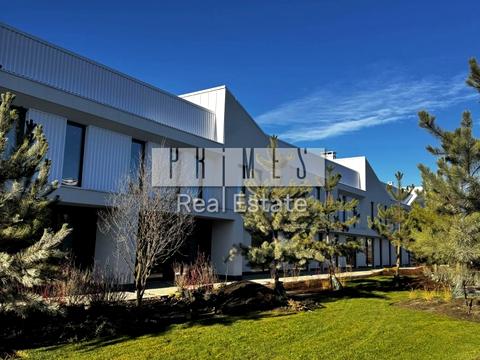 будинок за адресою Світанкова вул.