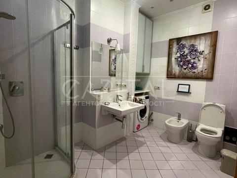 комерційна за адресою Велика Васильківська вул. (Червоноармійська), 72