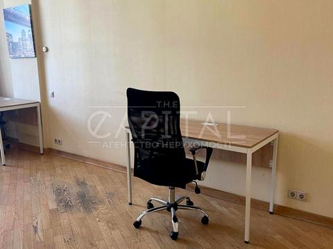 комерційна за адресою Велика Васильківська вул. (Червоноармійська), 72