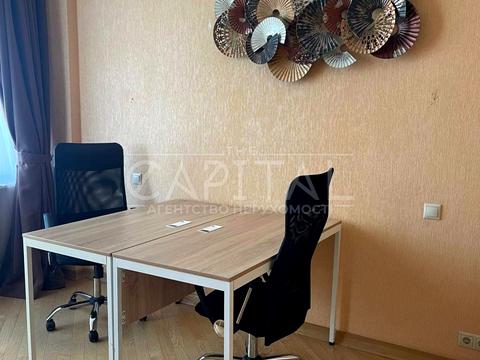 комерційна за адресою Велика Васильківська вул. (Червоноармійська), 72