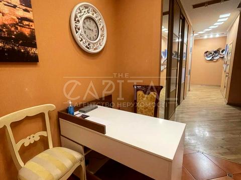 комерційна за адресою Велика Васильківська вул. (Червоноармійська), 72