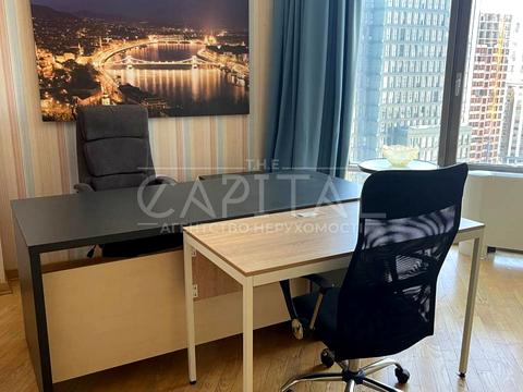 комерційна за адресою Велика Васильківська вул. (Червоноармійська), 72