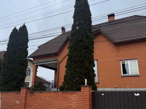 будинок за адресою с. Петропавлівська Борщагівка, Княгині Ольги вул.