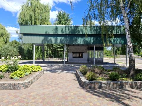 комерційна за адресою Заводська, 5