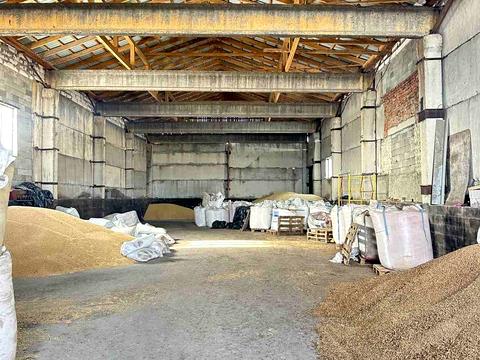 комерційна за адресою Хмельницького, 85к